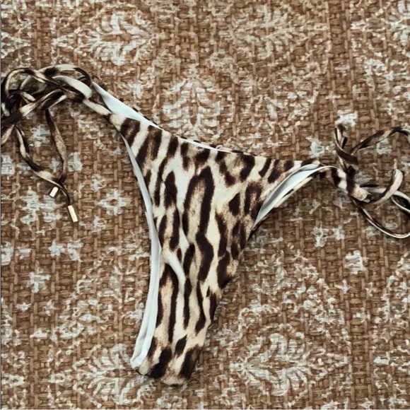 Monday Swimwear Palma Bottom in Leopard - Picture 2 of 2